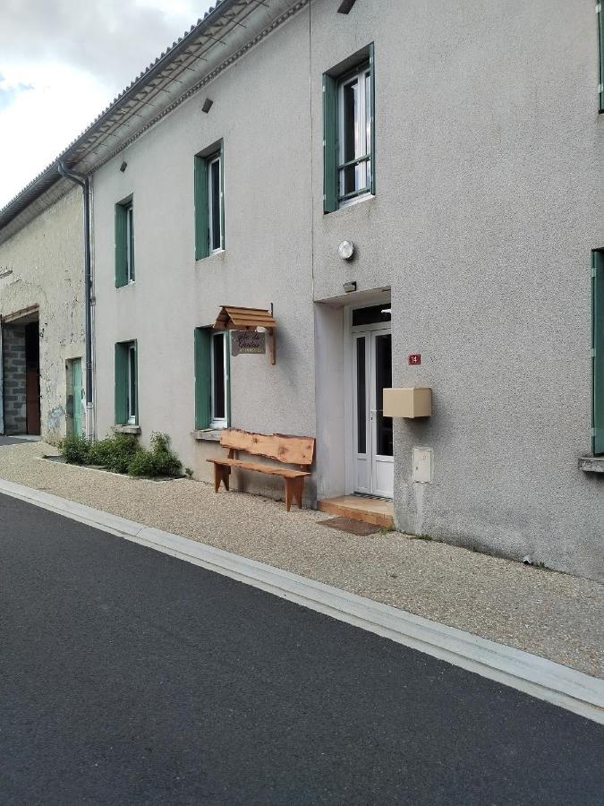 Chambre 2 A 4 Pers Gite Du Gardoir Boresse-et-Martron Eksteriør billede