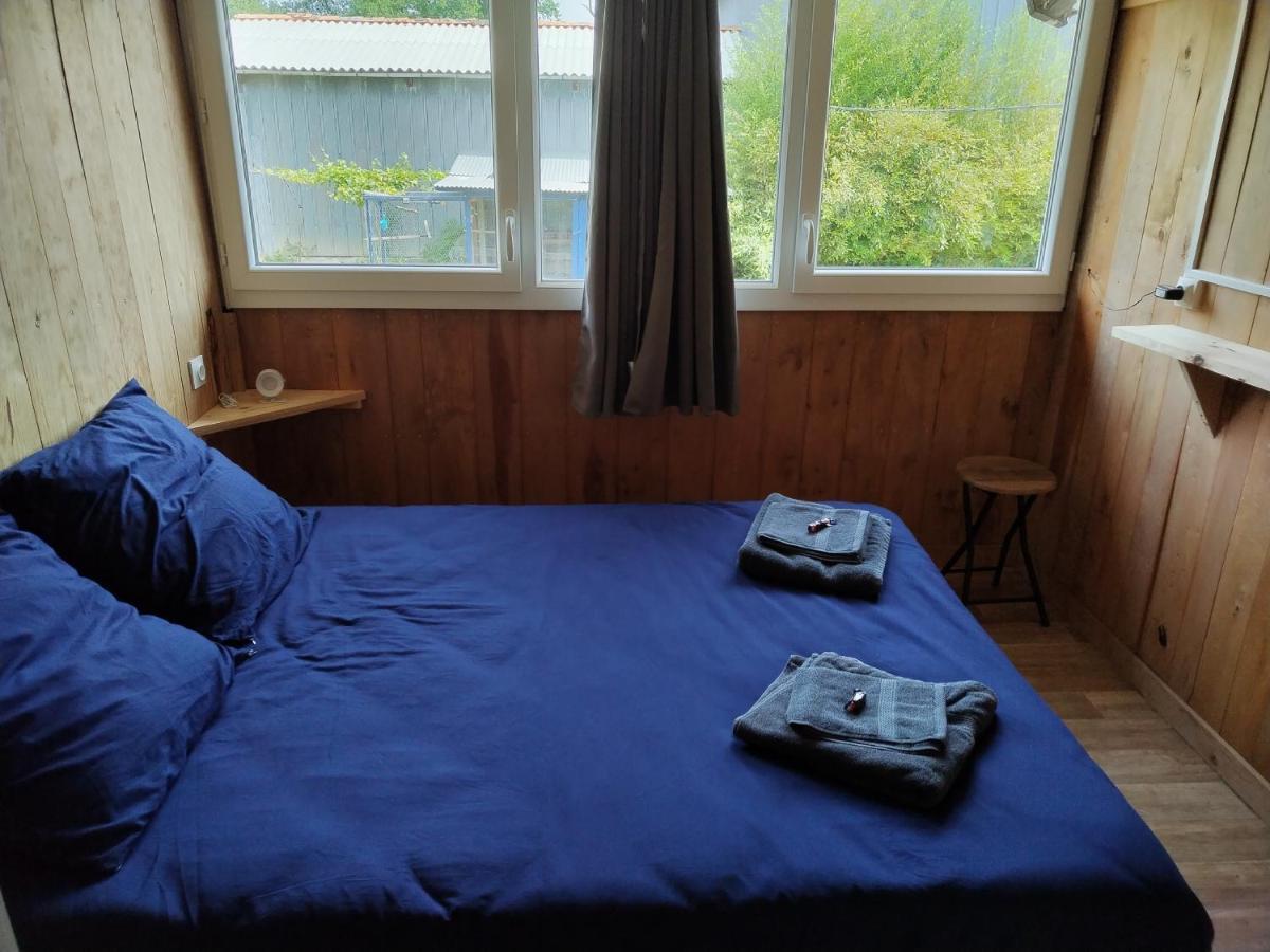 Chambre 2 A 4 Pers Gite Du Gardoir Boresse-et-Martron Eksteriør billede